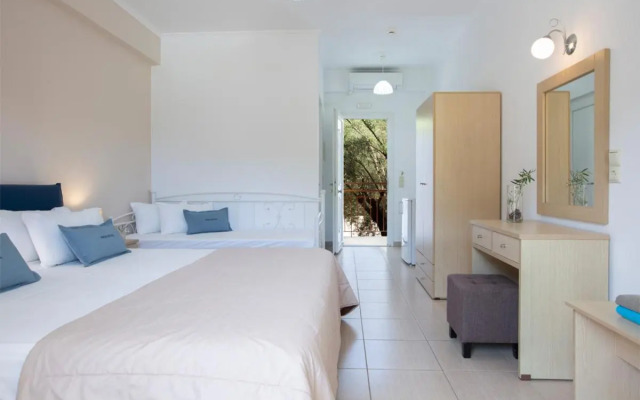 Menes Hotel