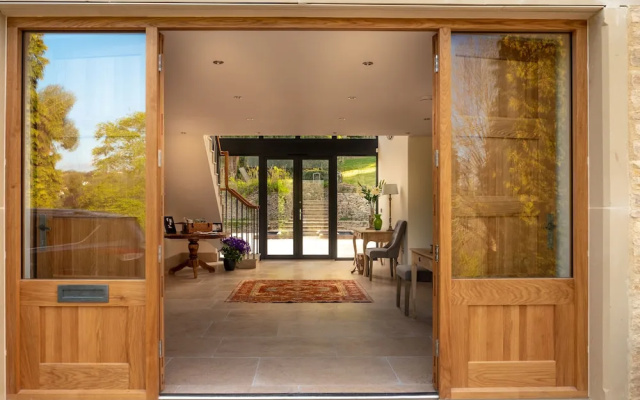 Woodchester Valley House