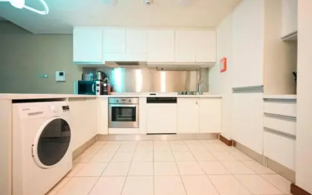 FAHH - Superior 1BHK Address Dubai Mall Residences