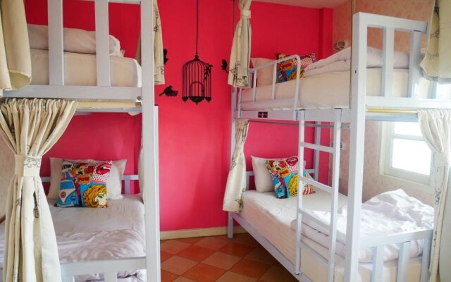 Finlay House - Hostel