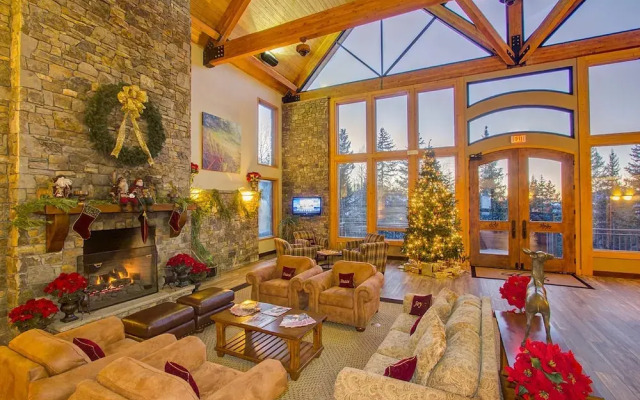 Bear Creek Lodge