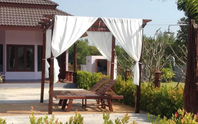 Waterside Resort