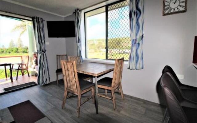 Beachfront 3, 25 Willow Street