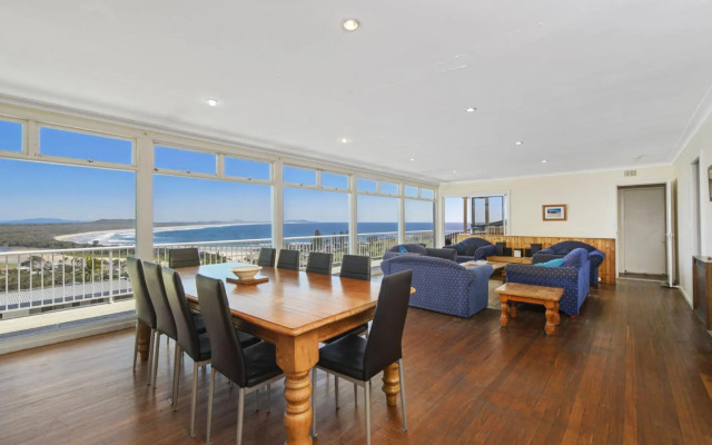 La Mer, 19 Dulconghi Street