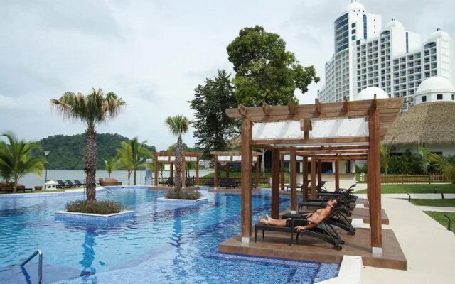 19D Luxury Resort Lifestyle Ocean Views Beachfront