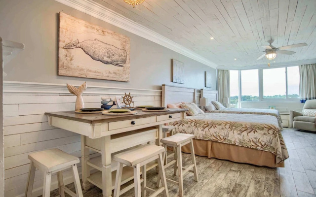 Seaside Villa Ocean View Studio!