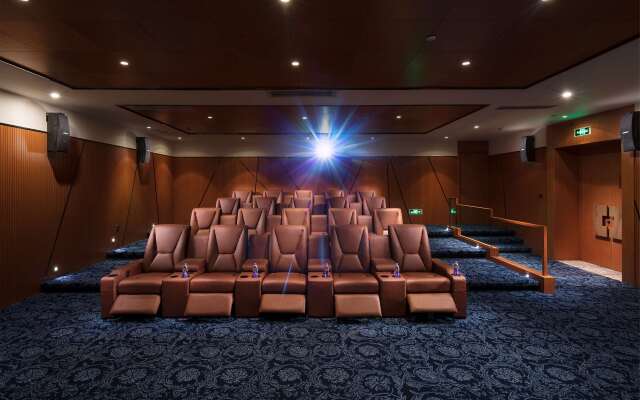 Hilton Linzhi Resort