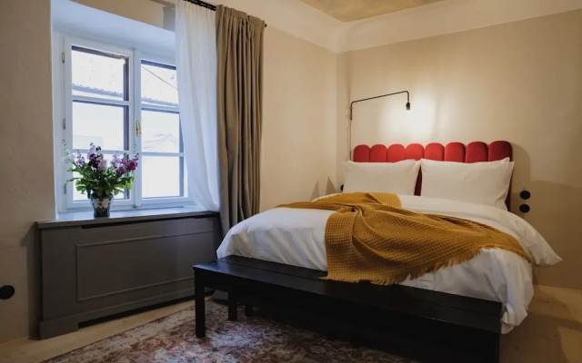 Monastery Garden Bistro & Rooms