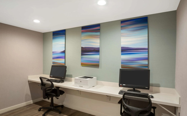 Best Western Shadow Inn