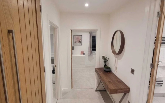 Luxury 1 Bed Flat In The Heart Of Rochester