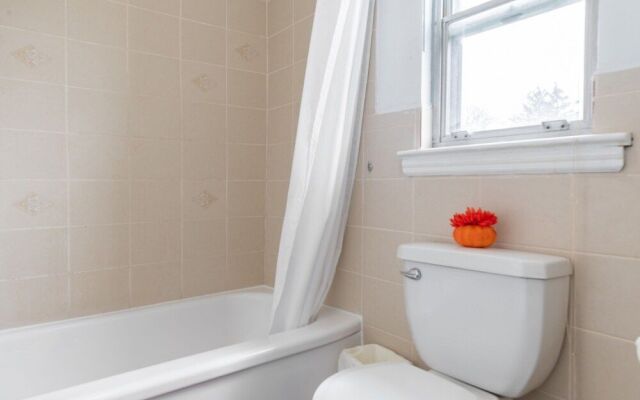 Hotel Port Colborne ON