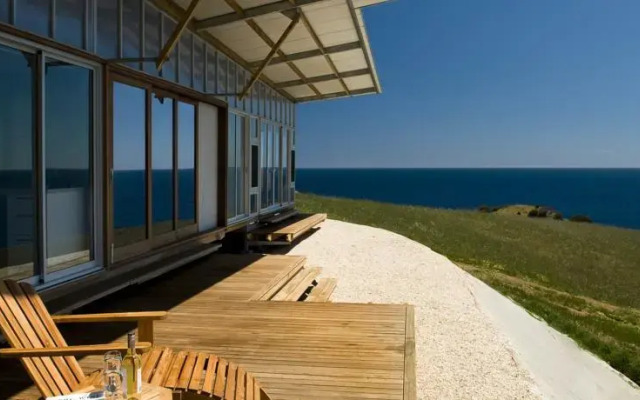 Kangaroo Beach Lodges
