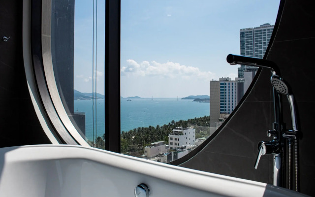 Grand Tourane Nha Trang Hotel