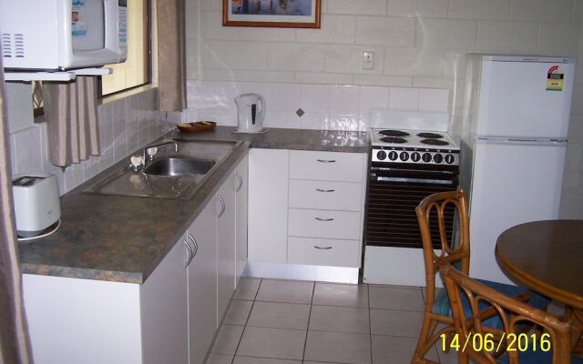 Magnetic Retreat Holiday Units