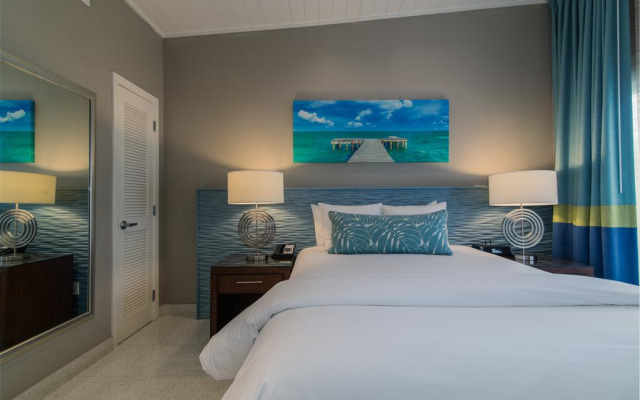 Orchid Key Inn - Adults Only