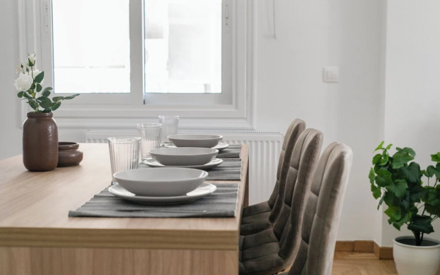 Anatoli - Athenian 2-BR Apartment in Athens