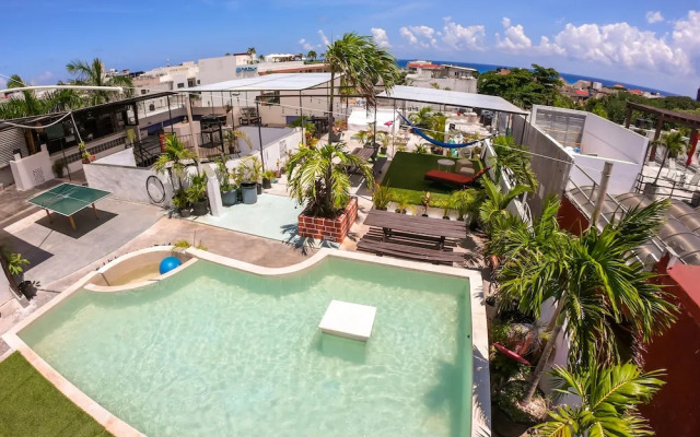 Izsla Suites