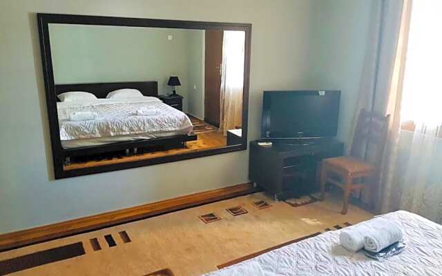 Sweet Home at Ninoshvili 3