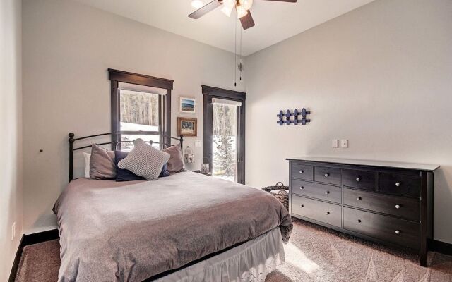 78 Alders Townhouse with Heated Garage by RedAwning