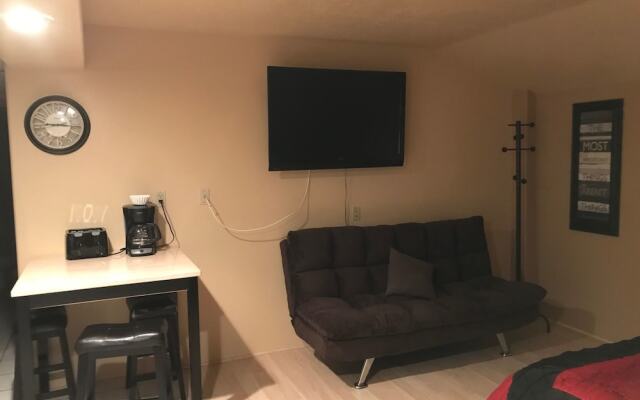 Economy Guest Village and Apartments