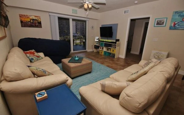 Oceanwalk 18-306 Apartment 2