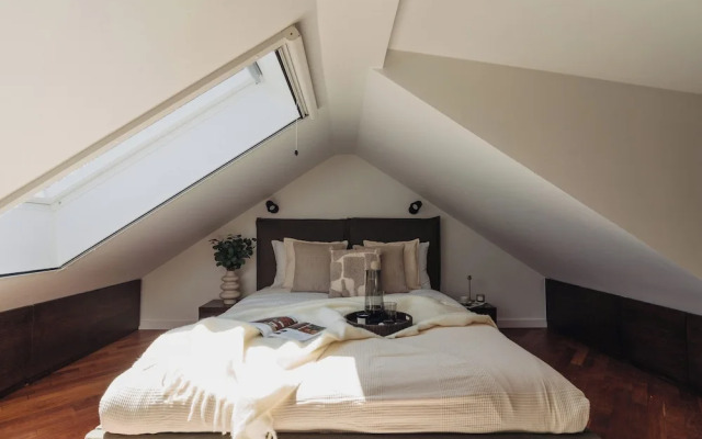 Riverside Nest - LoftAffair