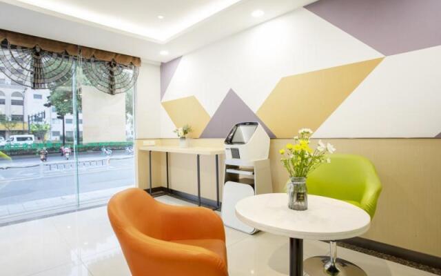 GreenTree Group Vatica Hangzhoudong Railway Statio