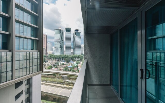 Summer Suites Residences by Subhome