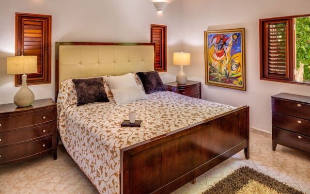 Luxury Villas at Sea Horse Ranch