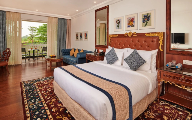 Mayfair Lake Resort