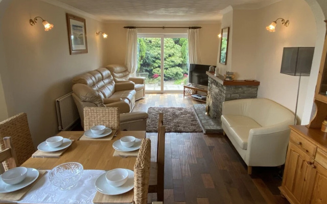 Santa Rosa - 4 Bedroom Holiday Home