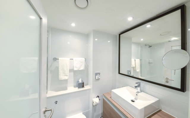 Crowne Plaza Plymouth by IHG