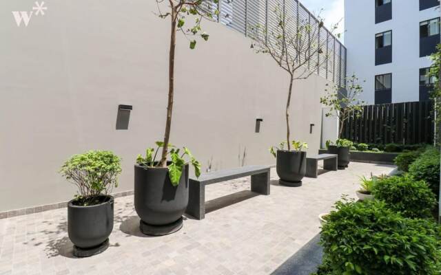 w Fantastic 2BR With Balcony in Miraflores