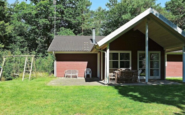 Quaint Holiday Home in Hadsund Jutland With Indoor Whirlpool