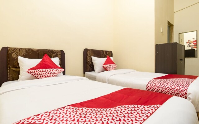 Nia Mandiri by Oyo Rooms
