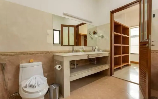 Tim buktu 4BR Jacuzzi WalkVillaMarket170