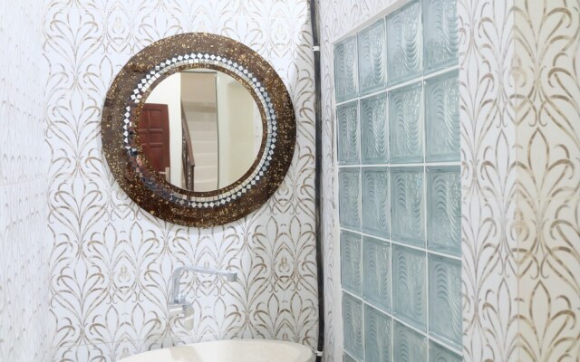 Simply Homy Guest House UTY Kronggahan