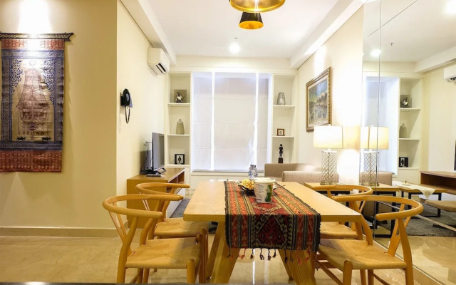 Direct Pool Access Lavenue Apartment
