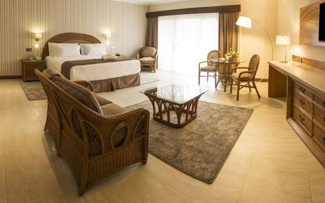 Camino Real Hotel