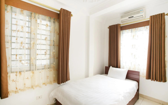 Bluebell Hotel – Guest Rooms – Hanoi