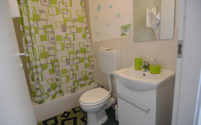 B&B Tecla