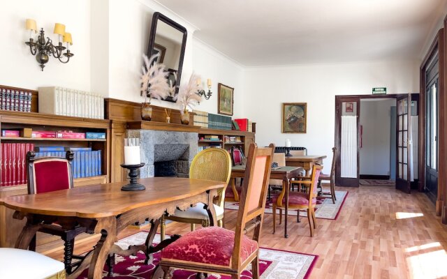 Angelats Hotel