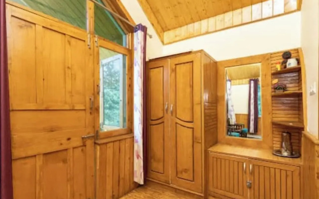 Majestic View Cottages