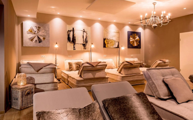 Romantischer Winkel RoLigio & Wellness Resort