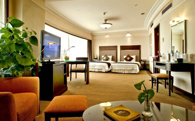 Howard Johnson Ginwa Plaza Hotel