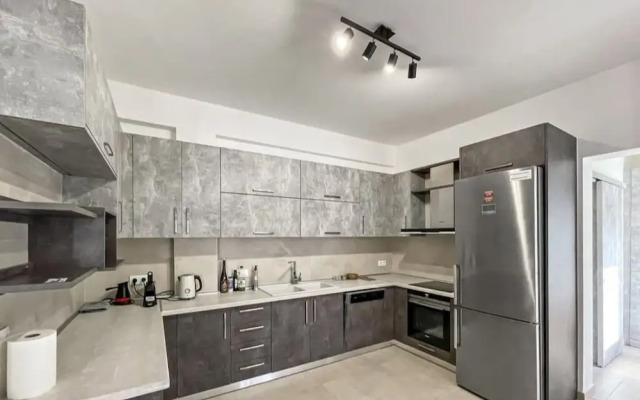Luxury Rental Villa for 14 People