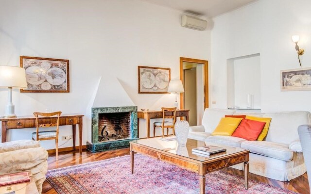 Rsh Bernini Apartment