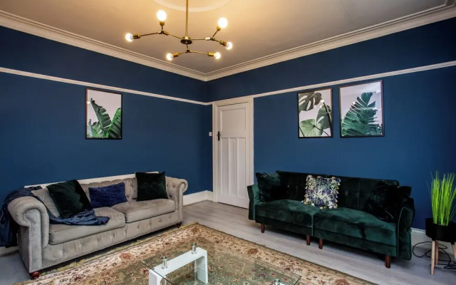 Spacious 5 Bed House Newcastle Gateshead
