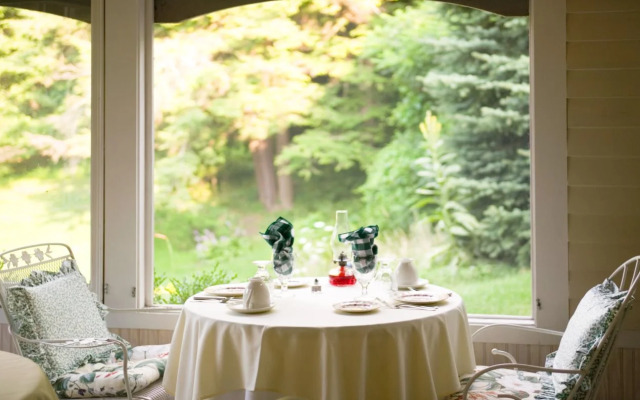 The Stockbridge Country Inn Closest B&B to Norman Rockwell Museum and Chesterwood