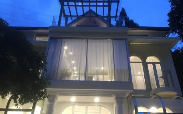 Hangzhou Highland Barley Garden Hostel